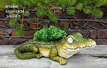 Solar Garden Decor Figurine - Alligator Planter | LED Outdoor Decoration Figure | Light Up Decorative Statue Accents for Yard, Patio, Lawn, or Deck | Great Housewarming Gift Idea (Green)