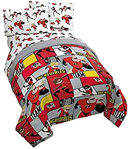 Jay Franco Disney/Pixar Incredibles Super Family Twin Comforter - Super Soft Kids Reversible Bedding - Fade Resistant Polyester Microfiber Fill (Official Disney/Pixar Product)